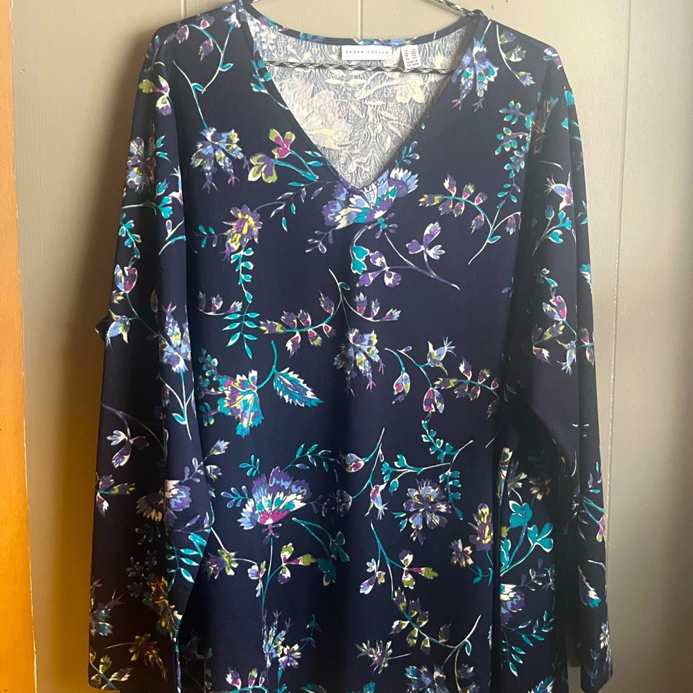 Susan Graver top